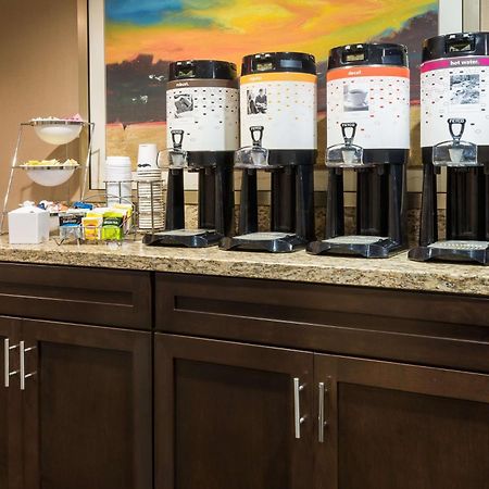 Hampton Inn White Plains/Tarrytown Elmsford Zewnętrze zdjęcie