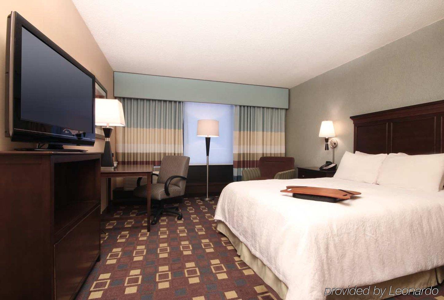 Hampton Inn White Plains/Tarrytown Elmsford Zewnętrze zdjęcie